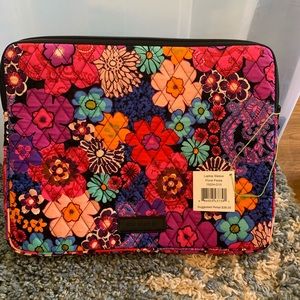 Vera Bradley laptop case Floral Fiesta 🌸🌼🌺